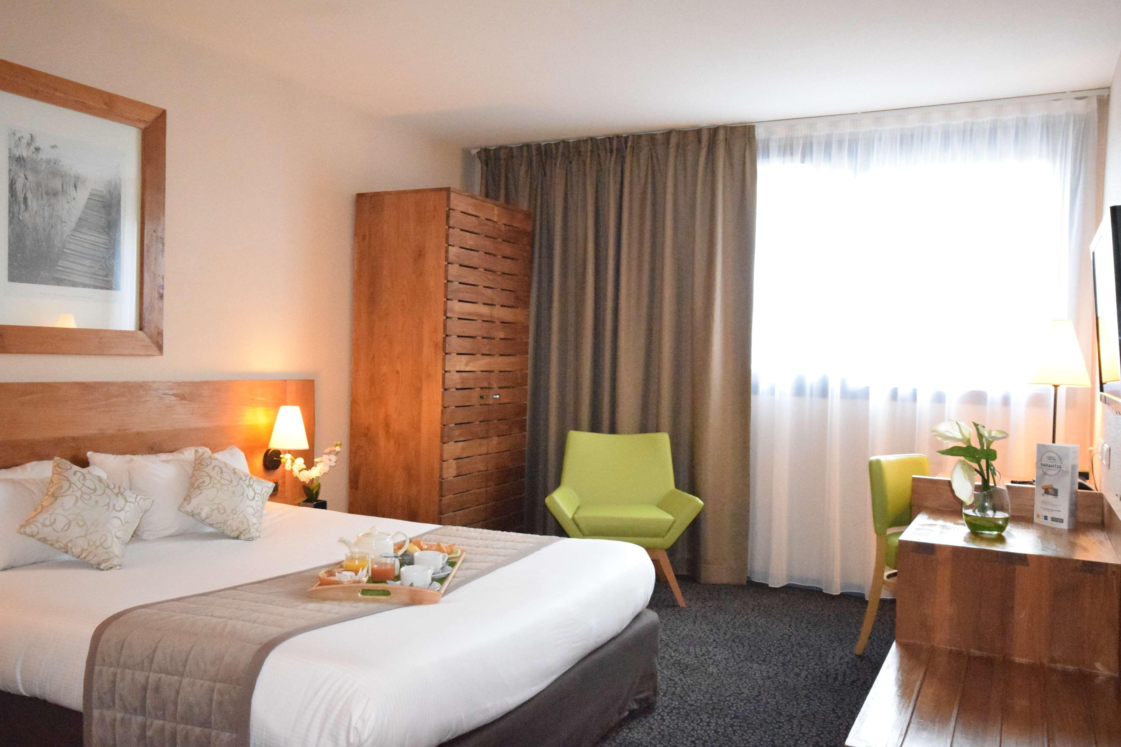 Kyriad Prestige Bordeaux Aeroport Мериньяк Экстерьер фото