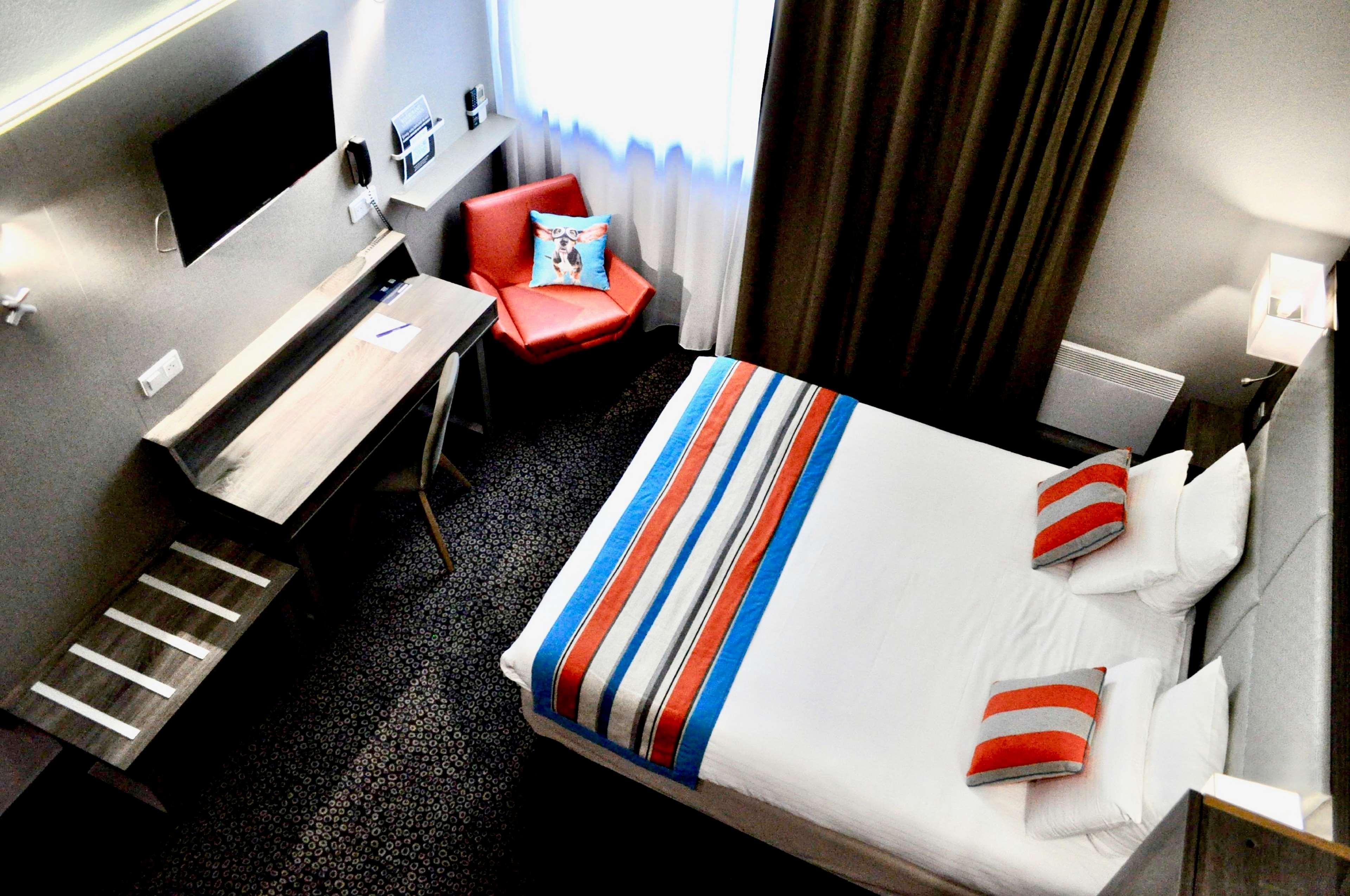 Kyriad Prestige Bordeaux Aeroport Мериньяк Экстерьер фото